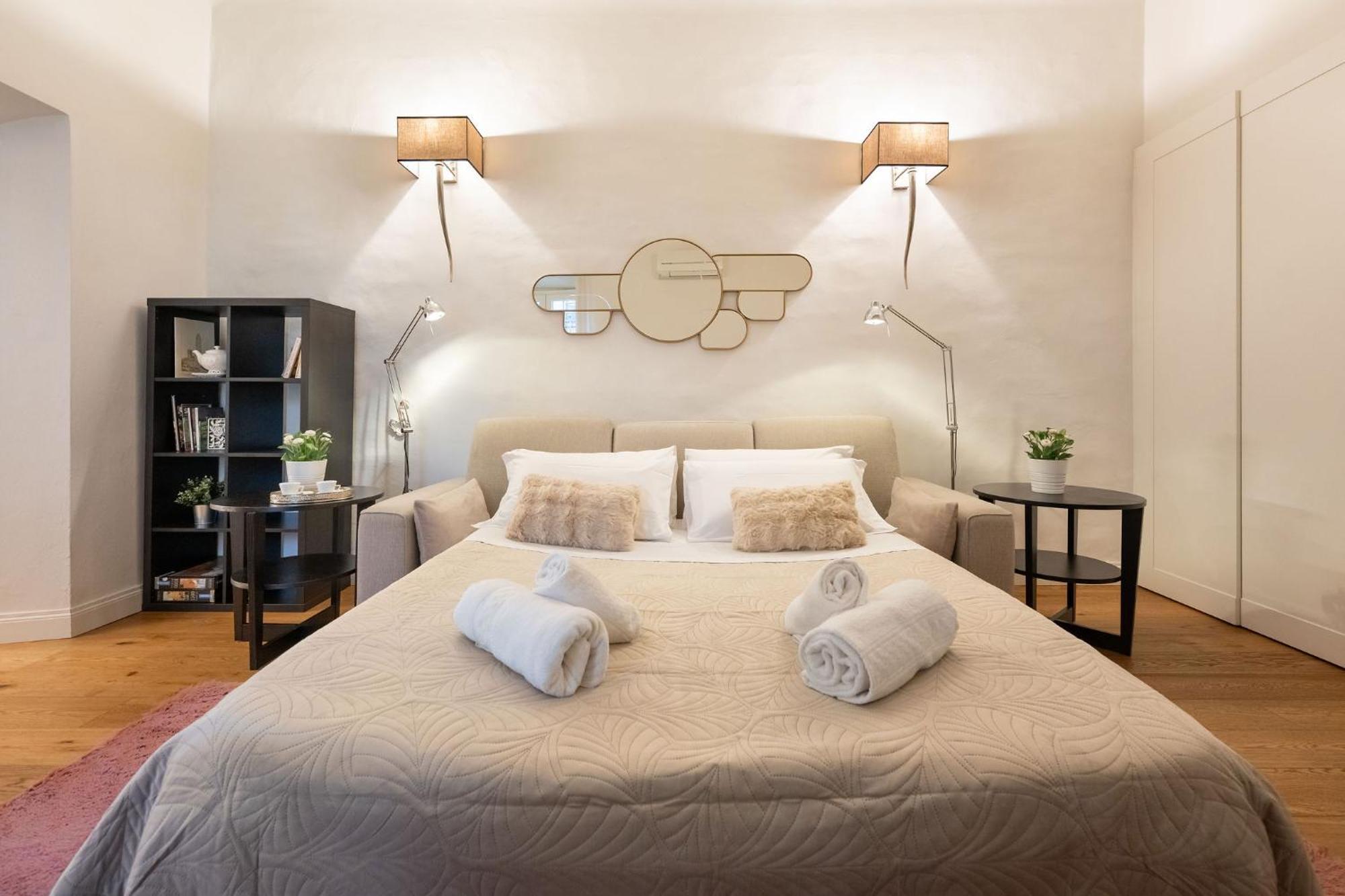 Tb-One Bedroom Luxury Apartment In The Fashion District Florencja Zewnętrze zdjęcie