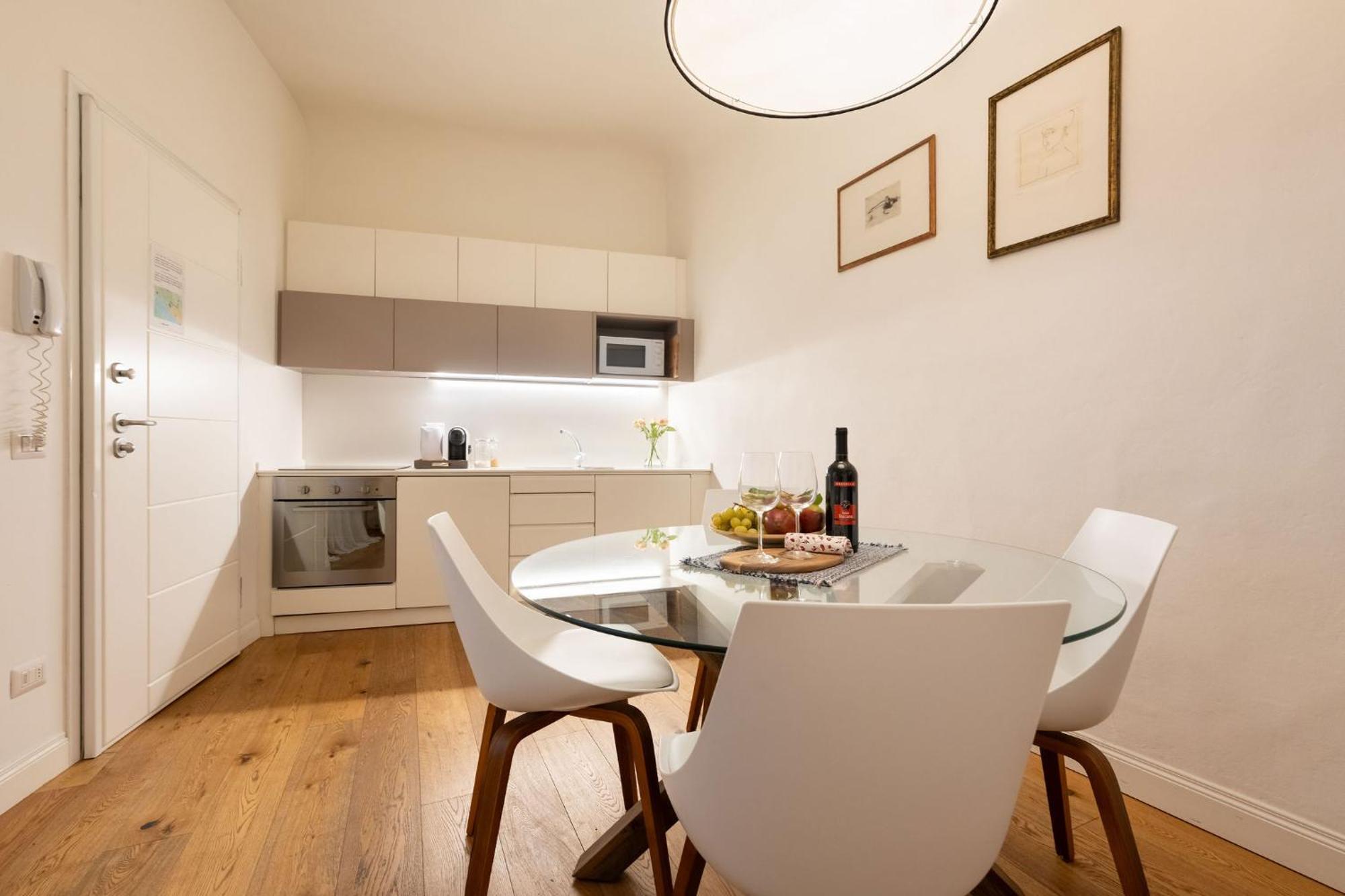 Tb-One Bedroom Luxury Apartment In The Fashion District Florencja Zewnętrze zdjęcie