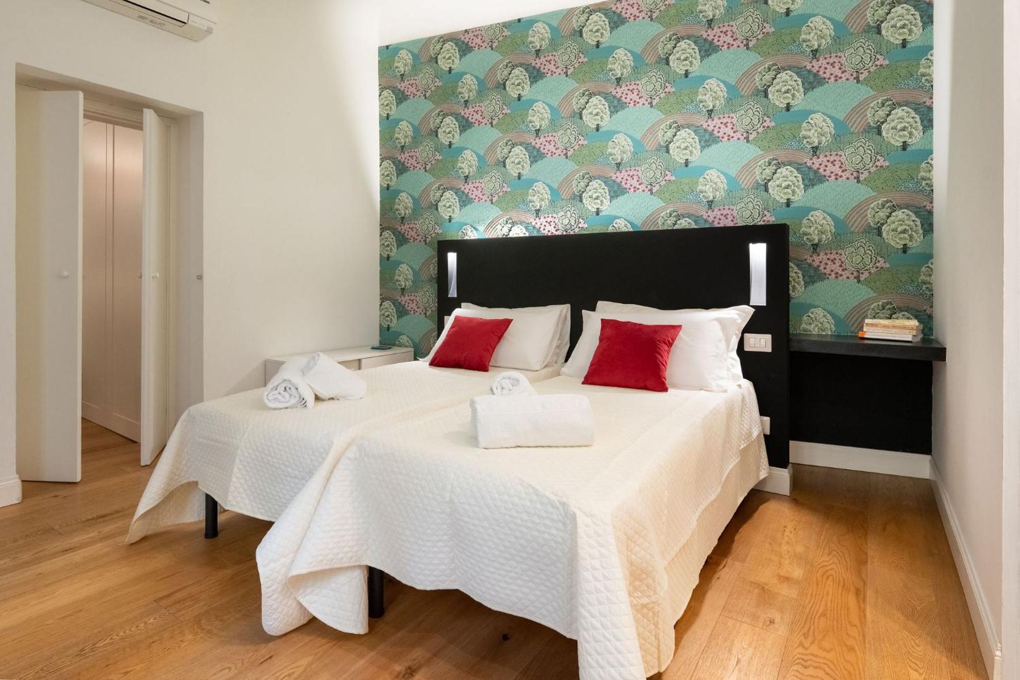 Tb-One Bedroom Luxury Apartment In The Fashion District Florencja Zewnętrze zdjęcie